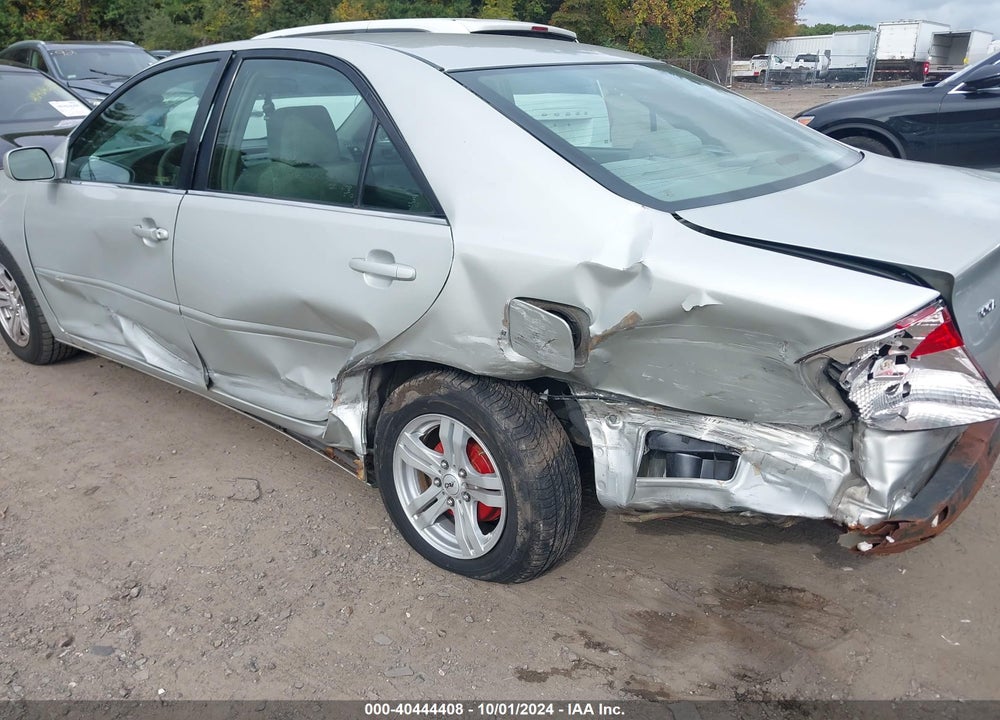 2004 TOYOTA CAMRY LE VIN: 4T1BE32K34U800182