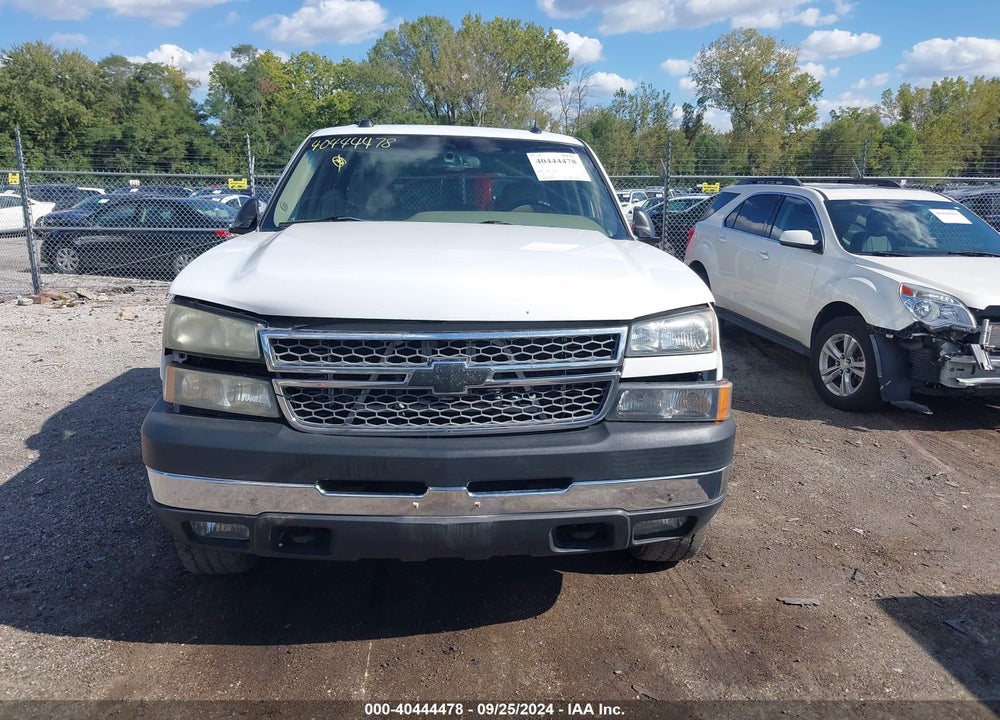 2005 CHEVROLET SILVERADO 2500HD LT VIN: 1GCHK23275F917804