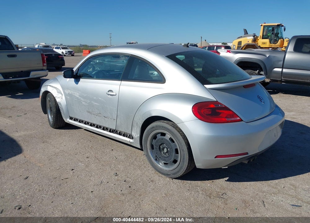 2012 VOLKSWAGEN BEETLE 2.5L VIN: 3VWHX7AT2CM617270