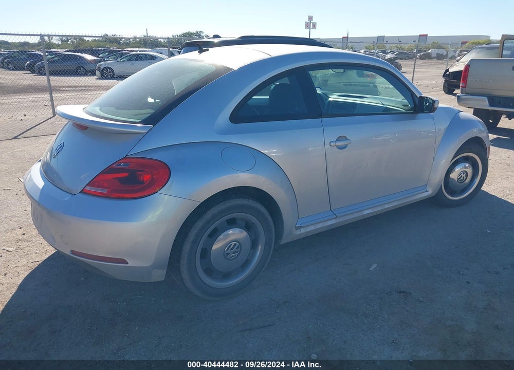 2012 VOLKSWAGEN BEETLE 2.5L VIN: 3VWHX7AT2CM617270