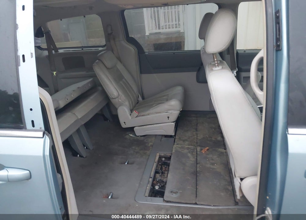 2008 CHRYSLER TOWN & COUNTRY TOURING VIN: 2A8HR54PX8R680898