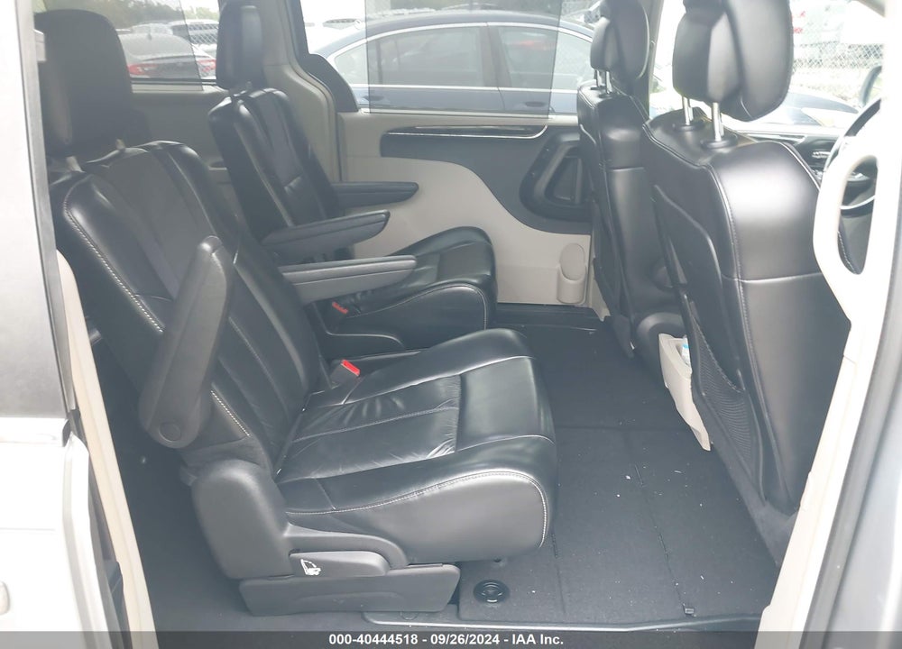 2015 CHRYSLER TOWN & COUNTRY LIMITED PLATINUM VIN: 2C4RC1GG0FR726849