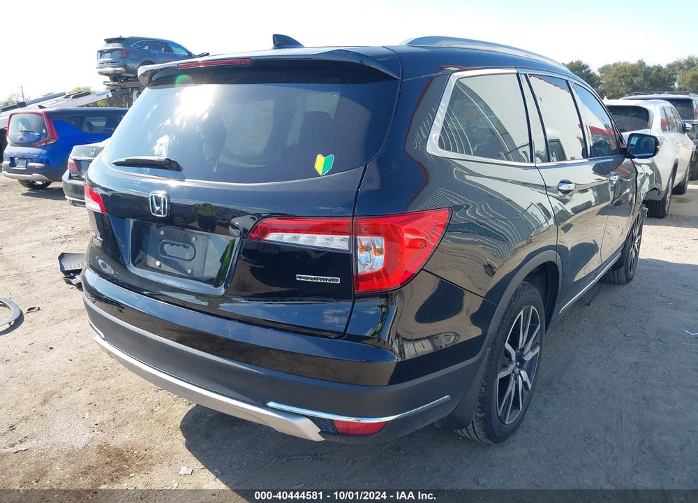 2021 HONDA PILOT 2WD TOURING 7 PASSENGER VIN: 5FNYF5H61MB000121