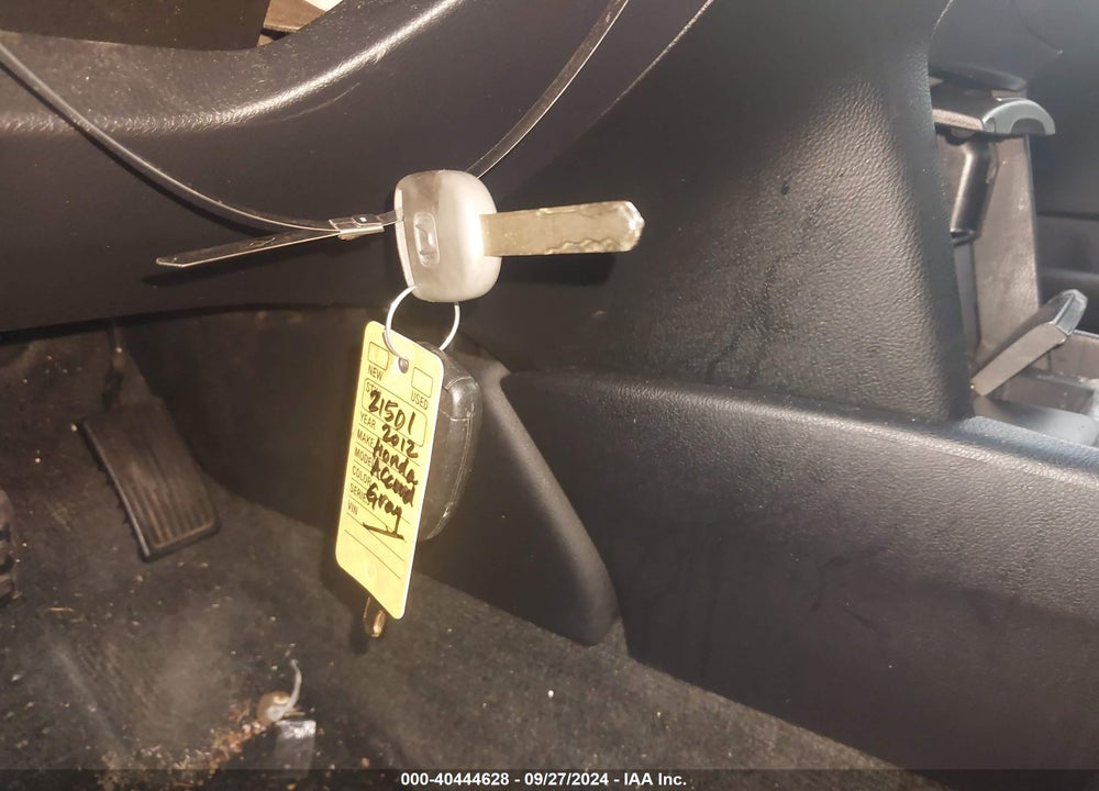 2012 HONDA ACCORD 2.4 EX-L VIN: 1HGCP2F8XCA079517