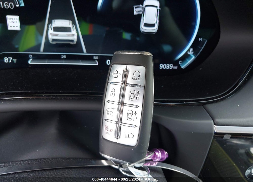 2024 GENESIS GV70 2.5T AWD VIN: 5NMMADTB8RH009383