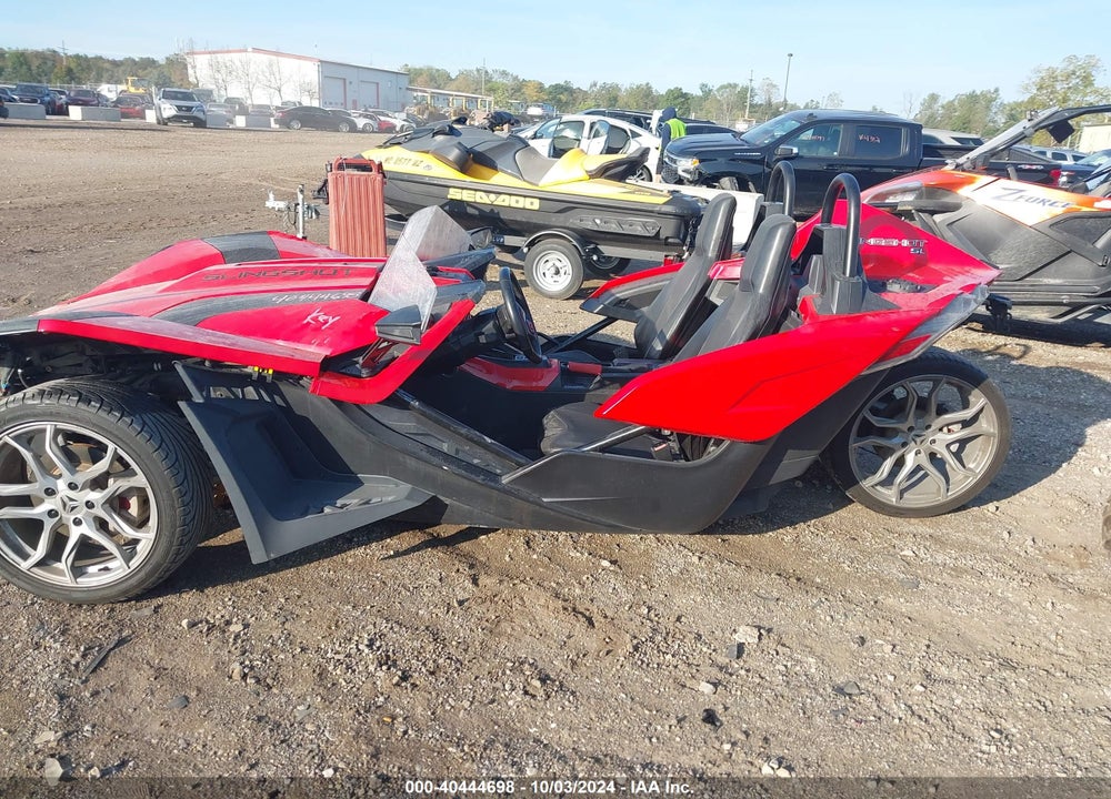 2021 POLARIS SLINGSHOT SL VIN: 57XAAPHD5M8141520