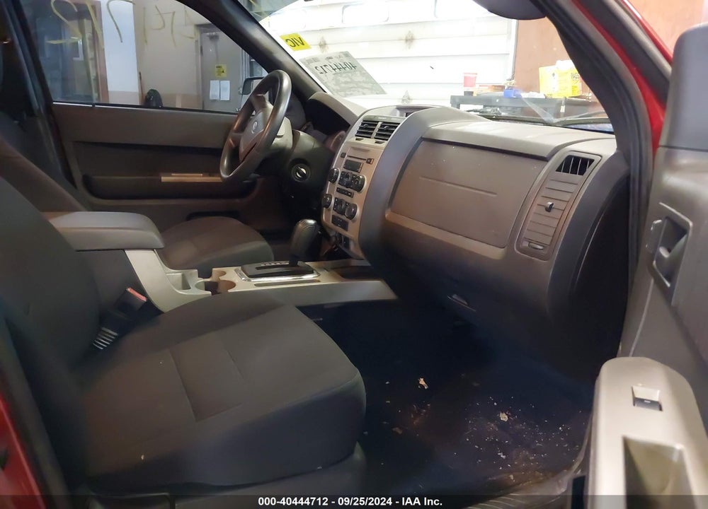 2010 FORD ESCAPE XLT VIN: 1FMCU9DG8AKB86398