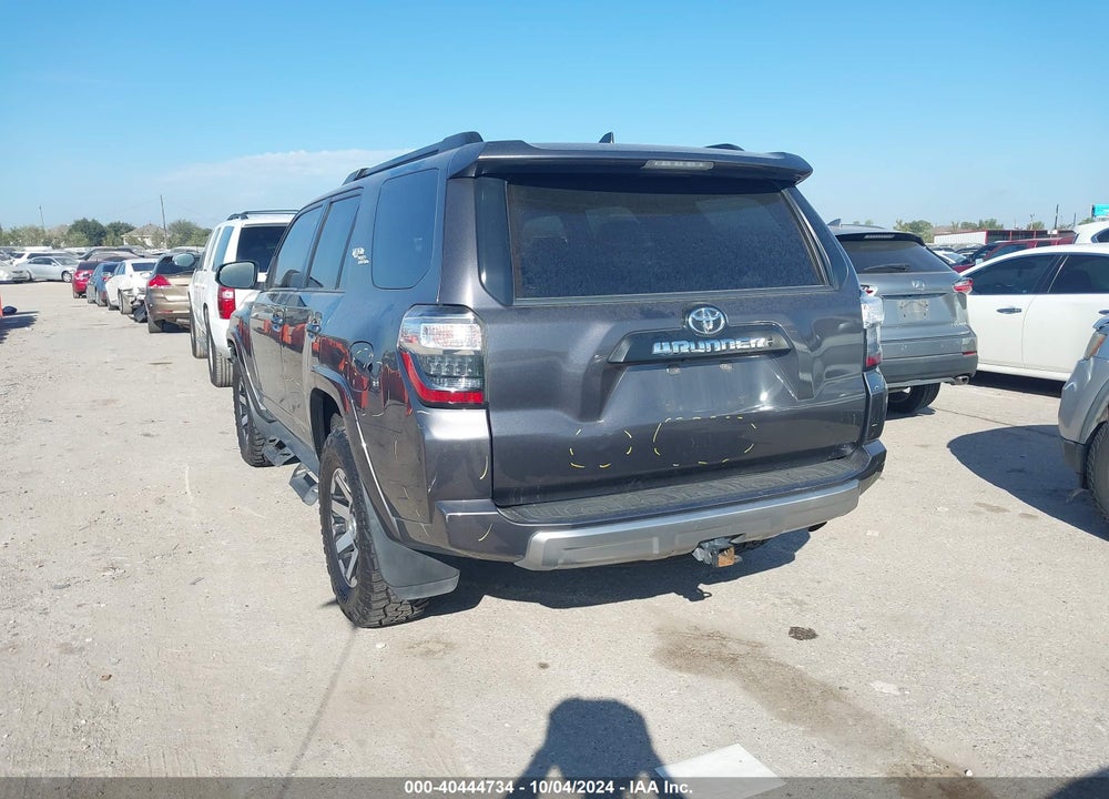 2021 TOYOTA 4RUNNER TRD OFF ROAD PREMIUM VIN: JTERU5JR9M5962050