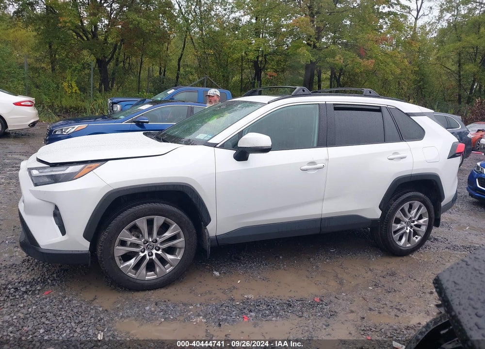 2023 TOYOTA RAV4 XLE PREMIUM VIN: 2T3A1RFV4PW389806