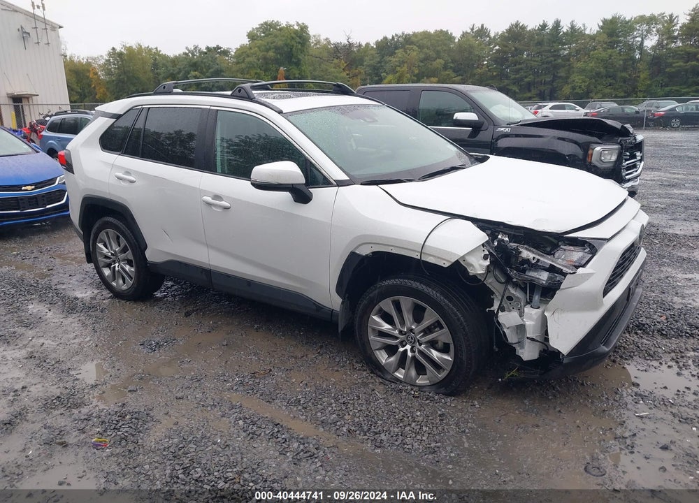 2023 TOYOTA RAV4 XLE PREMIUM VIN: 2T3A1RFV4PW389806