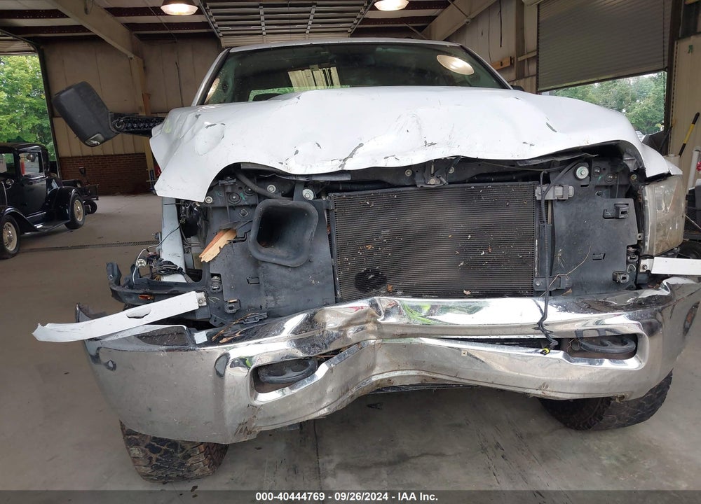 2014 RAM 2500 SLT VIN: 3C6UR5DL7EG225275