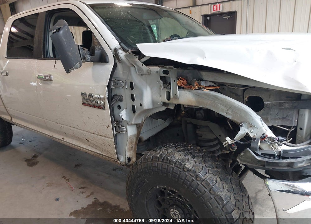 2014 RAM 2500 SLT VIN: 3C6UR5DL7EG225275