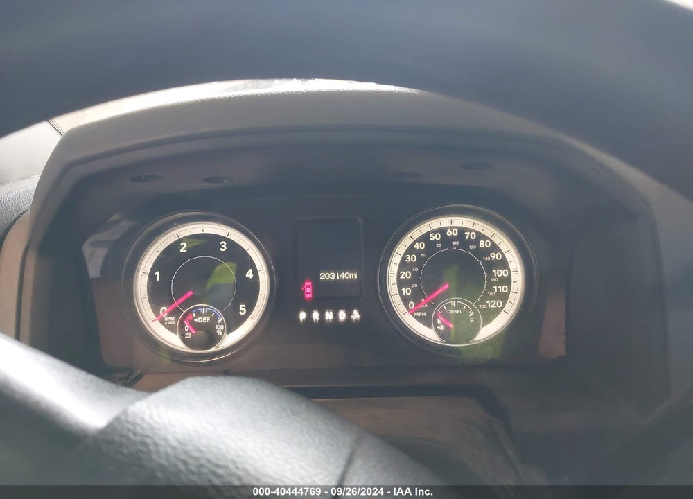 2014 RAM 2500 SLT VIN: 3C6UR5DL7EG225275