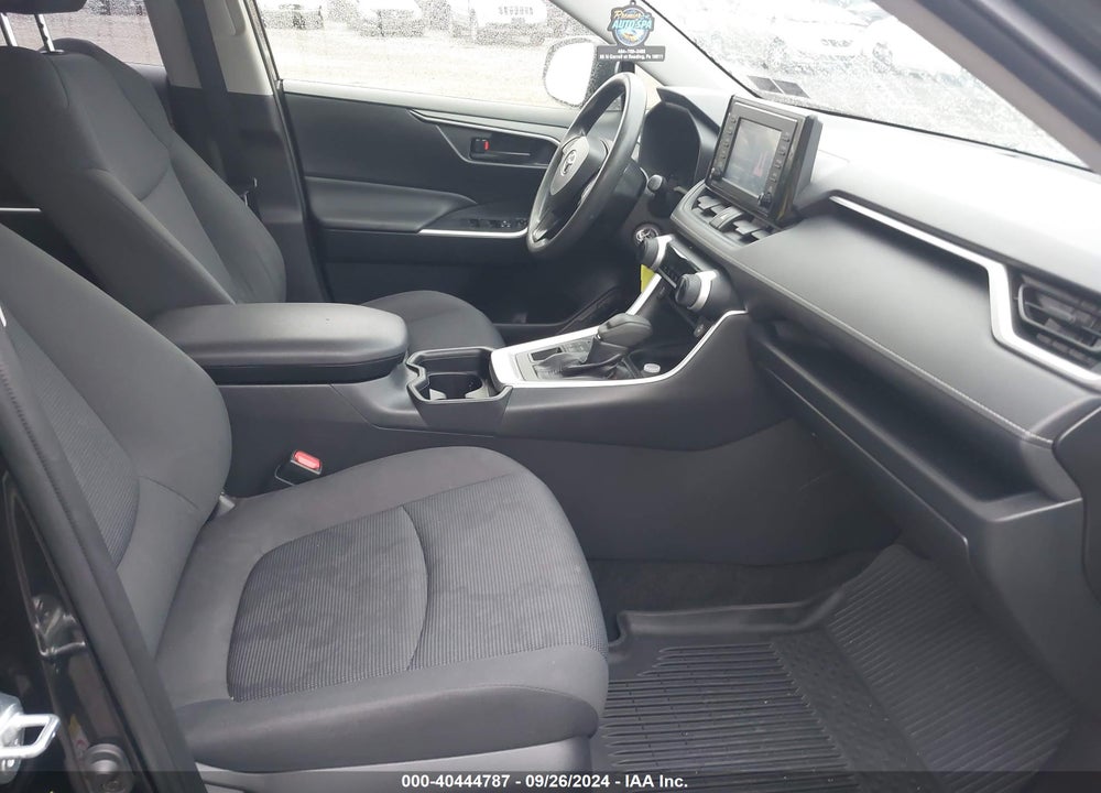 2019 TOYOTA RAV4 LE VIN: JTMF1RFV9KD516500