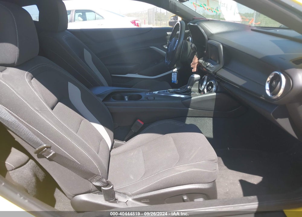 2018 CHEVROLET CAMARO 1LT VIN: 1G1FB1RX6J0131373