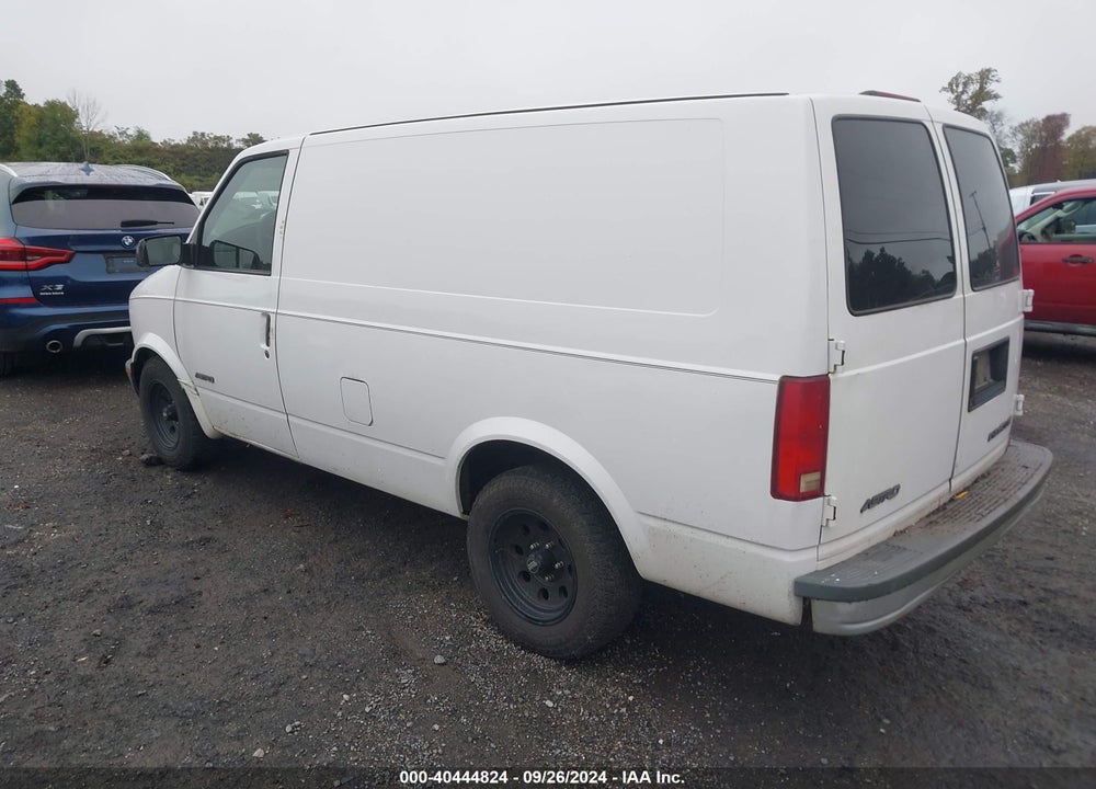 2002 CHEVROLET ASTRO VIN: 1GCDM19X82B119384