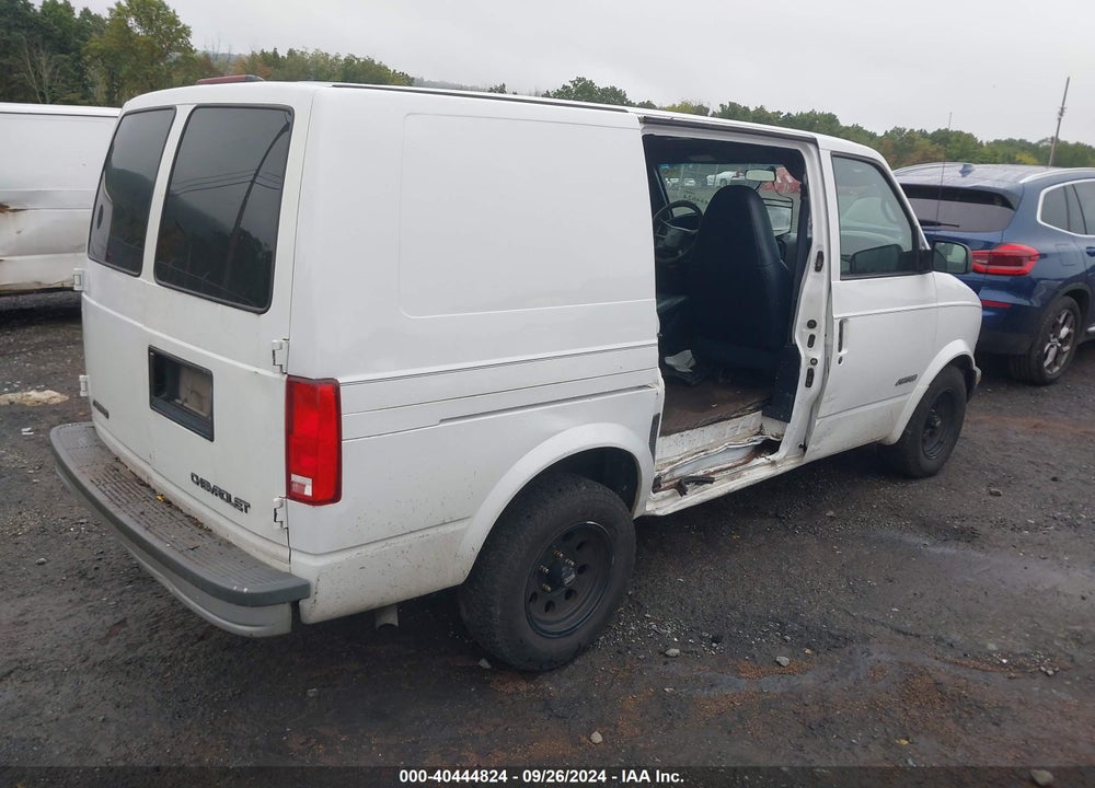 2002 CHEVROLET ASTRO VIN: 1GCDM19X82B119384