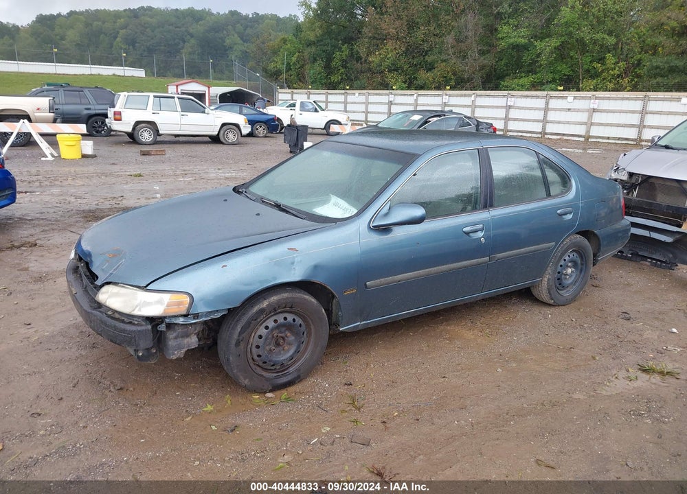 2001 NISSAN ALTIMA GXE VIN: 1N4DL01D21C126490