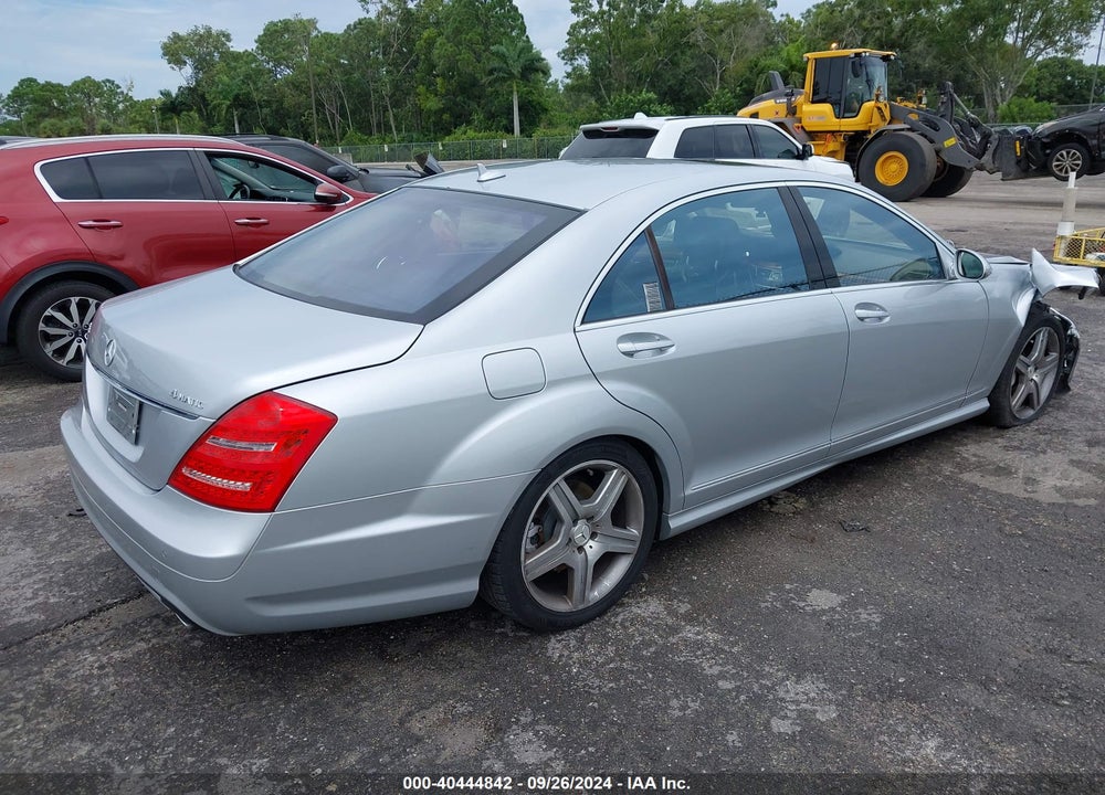 2008 MERCEDES-BENZ S 550 4MATIC VIN: WDDNG86X98A226781