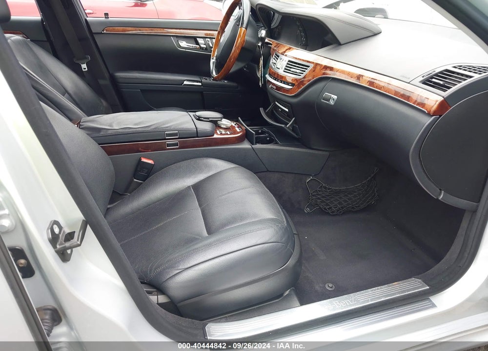 2008 MERCEDES-BENZ S 550 4MATIC VIN: WDDNG86X98A226781