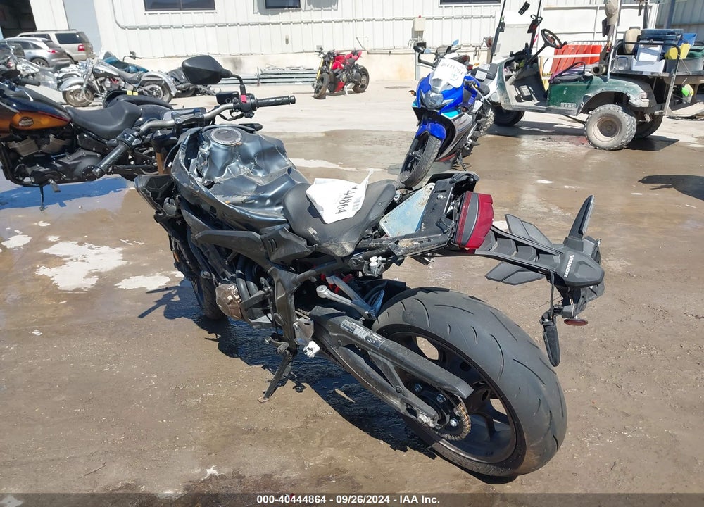 2023 HONDA CB650 RA VIN: MLHRH0253P5400542
