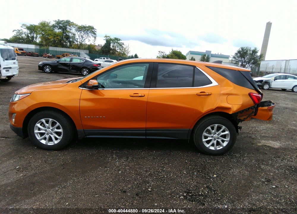2018 CHEVROLET EQUINOX LT VIN: 2GNAXJEV3J6228343