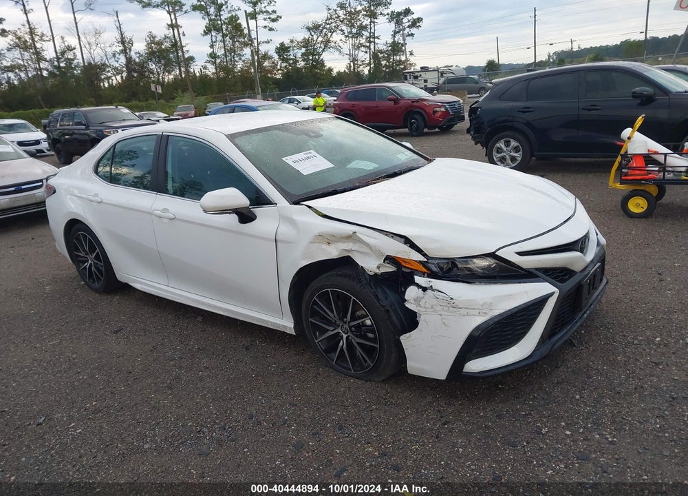 2024 TOYOTA CAMRY SE VIN: 4T1G11AK8RU890766