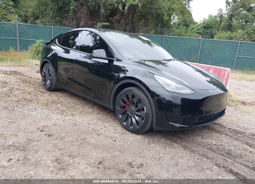 2024 TESLA MODEL Y PERFORMANCE DUAL MOTOR ALL-WHEEL DRIVE VIN: 7SAYGDEF4RA265473