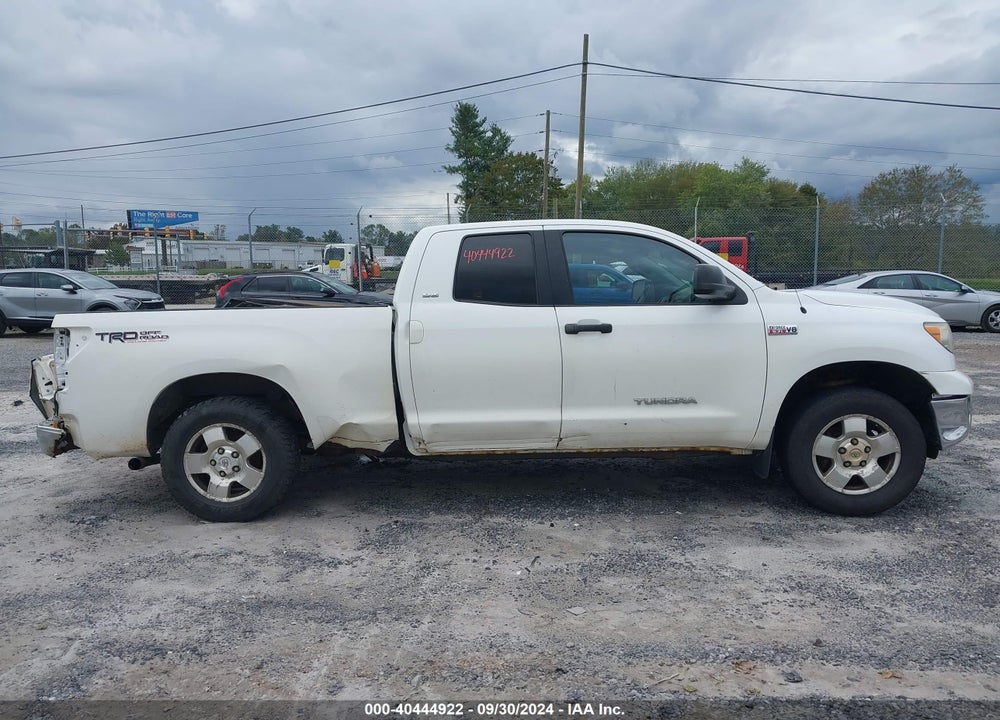 2008 TOYOTA TUNDRA SR5 5.7L V8 VIN: 5TFBV54168X071636
