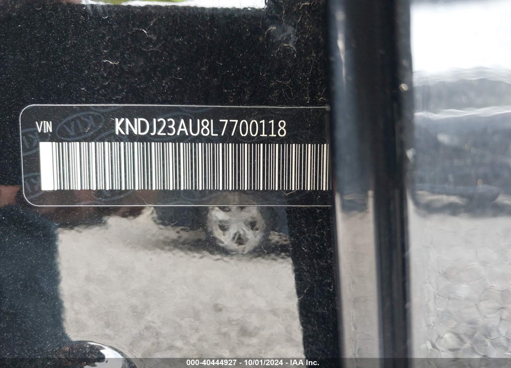 2020 KIA SOUL LX VIN: KNDJ23AU8L7700118