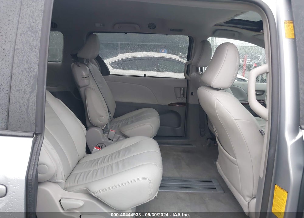 2014 TOYOTA SIENNA XLE V6 8 PASSENGER VIN: 5TDYK3DC6ES507797