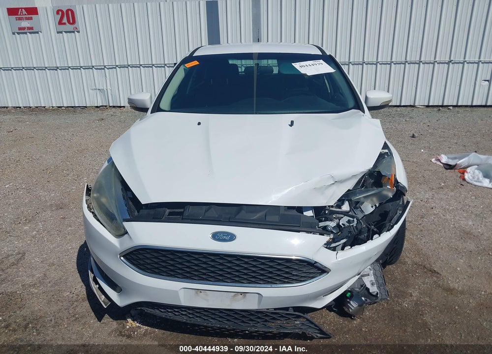 2016 FORD FOCUS SE VIN: 1FADP3K20GL369047