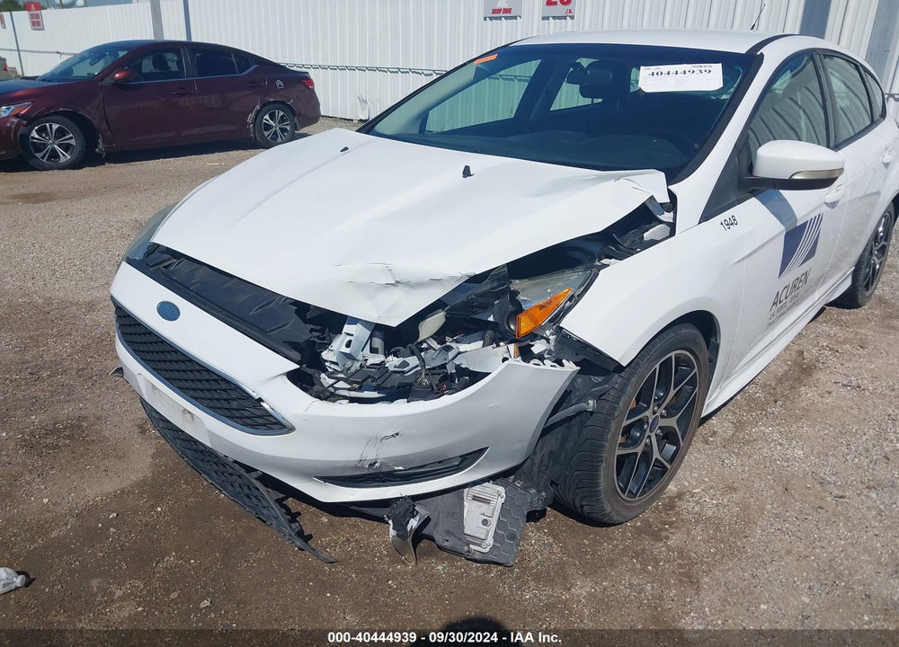 2016 FORD FOCUS SE VIN: 1FADP3K20GL369047
