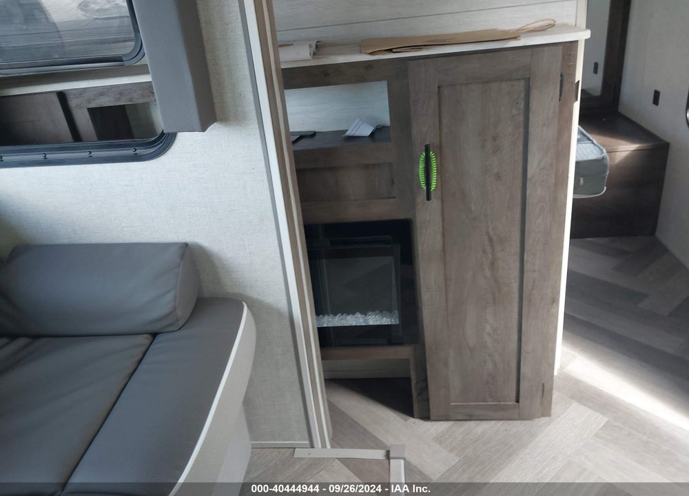 2021 FOREST RIVER OTHER VIN: 4X4TSMB26M7424187
