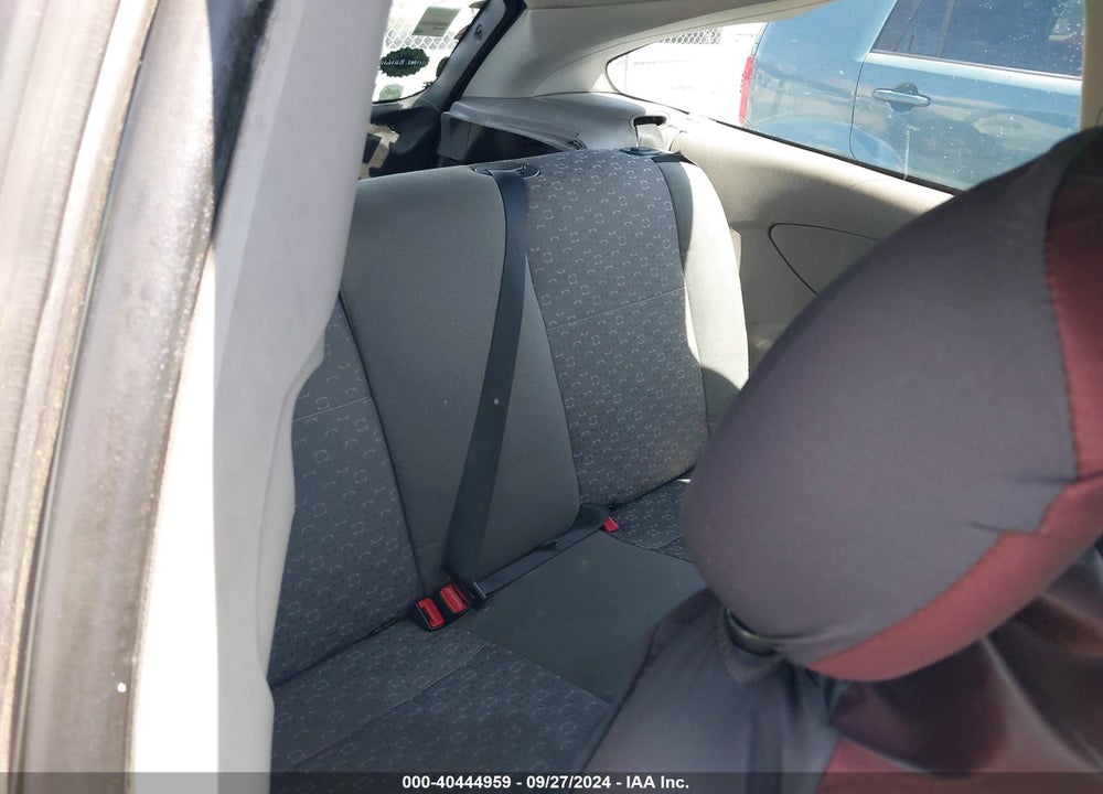2004 FORD FOCUS ZX3 VIN: 3FAFP31Z74R117557