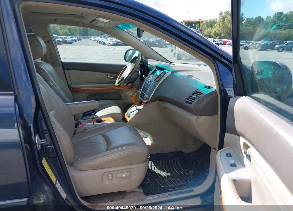 2005 LEXUS RX 330 VIN: 2T2HA31U45C074937