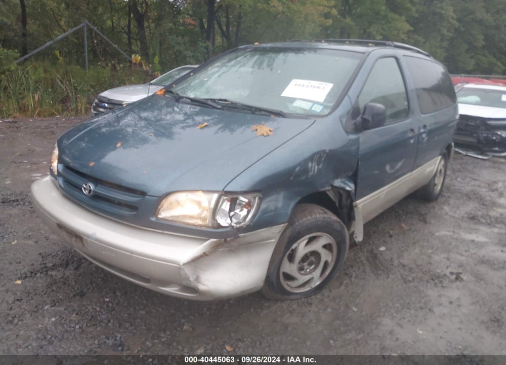 2000 TOYOTA SIENNA XLE VIN: 4T3ZF13C7YU234838