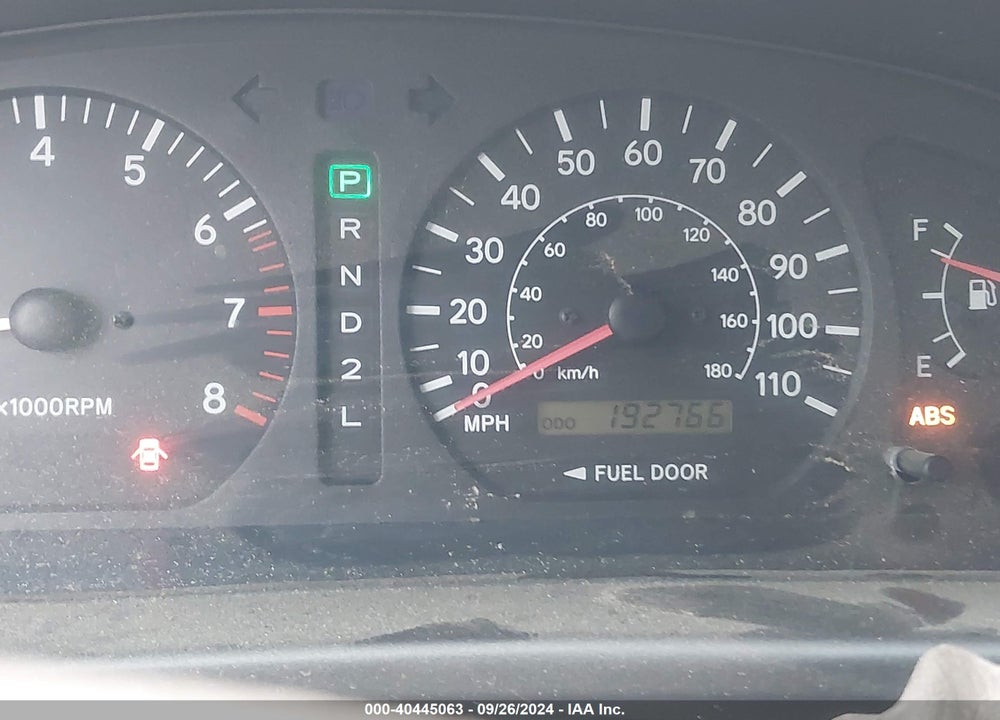 2000 TOYOTA SIENNA XLE VIN: 4T3ZF13C7YU234838