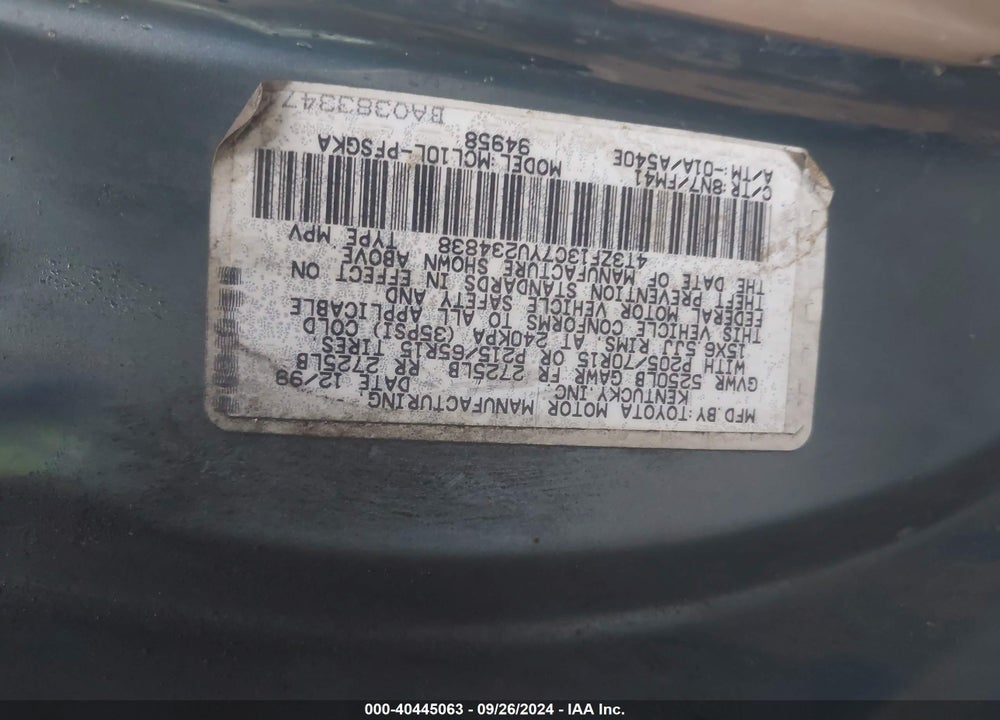2000 TOYOTA SIENNA XLE VIN: 4T3ZF13C7YU234838