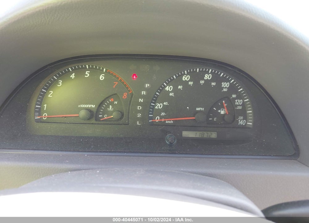 2002 TOYOTA CAMRY LE V6 VIN: 4T1BF32KX2U527462