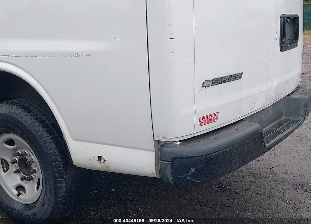 2006 CHEVROLET EXPRESS WORK VAN VIN: 1GCGG25V261170373