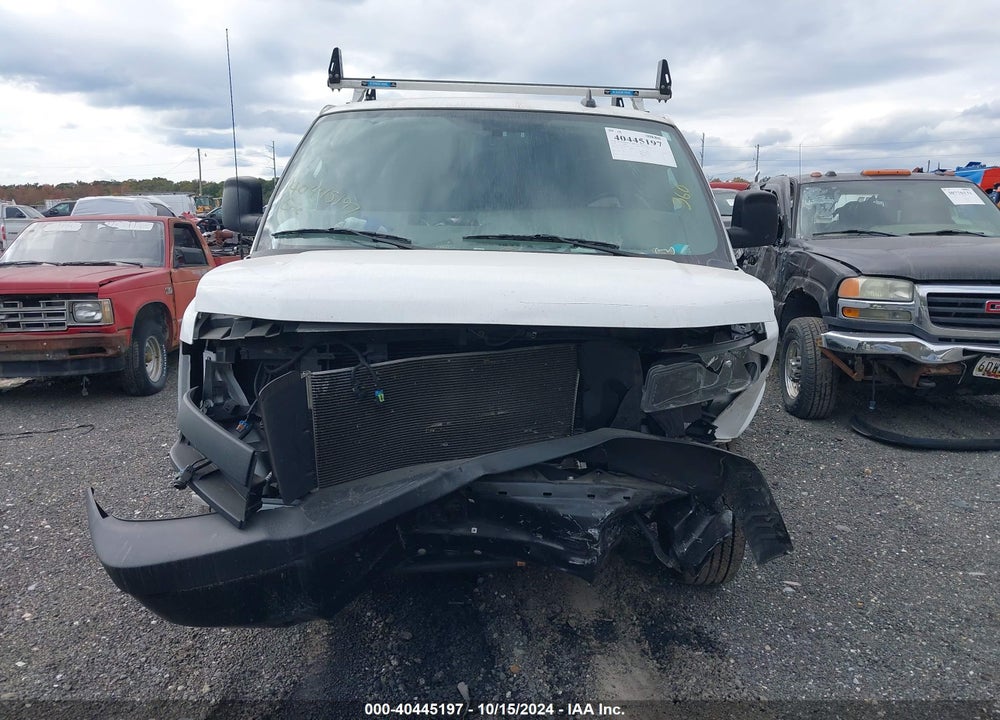 2022 GMC SAVANA CARGO RWD 2500 REGULAR WHEELBASE WORK VAN VIN: 1GTW7AFP1N1224525