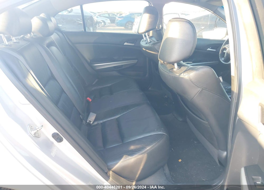 2009 HONDA ACCORD 2.4 EX-L VIN: 1HGCP26859A045784