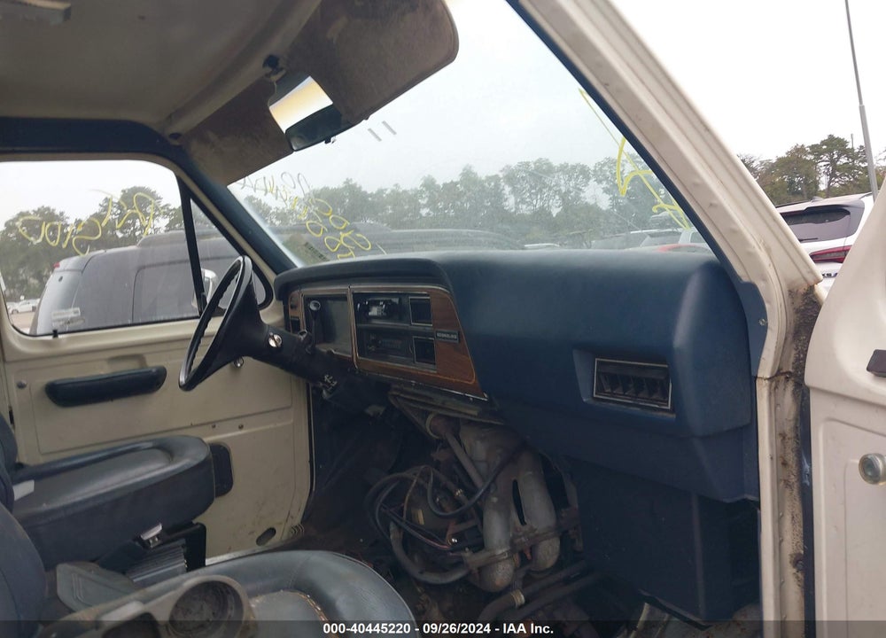 1989 FORD ECONOLINE E250 VAN VIN: 1FTFE24Y7KHC40058