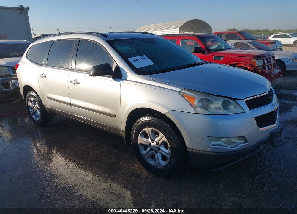 2012 CHEVROLET TRAVERSE LS VIN: 1GNKRFED2CJ169780