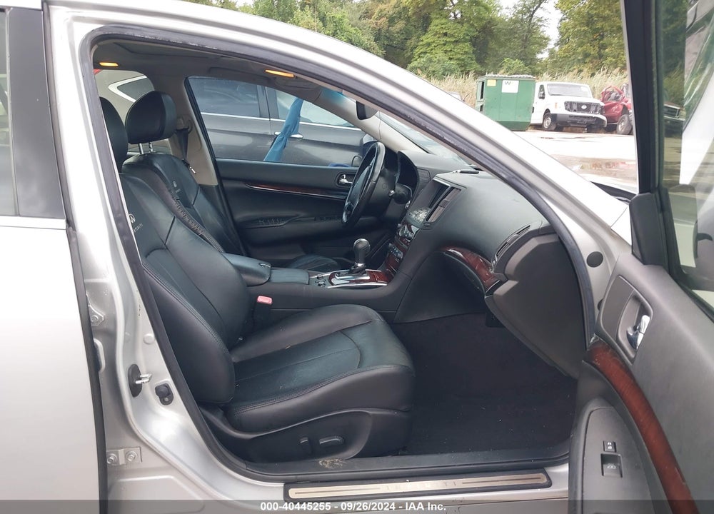 2010 INFINITI G37X VIN: JN1CV6AR3AM254362