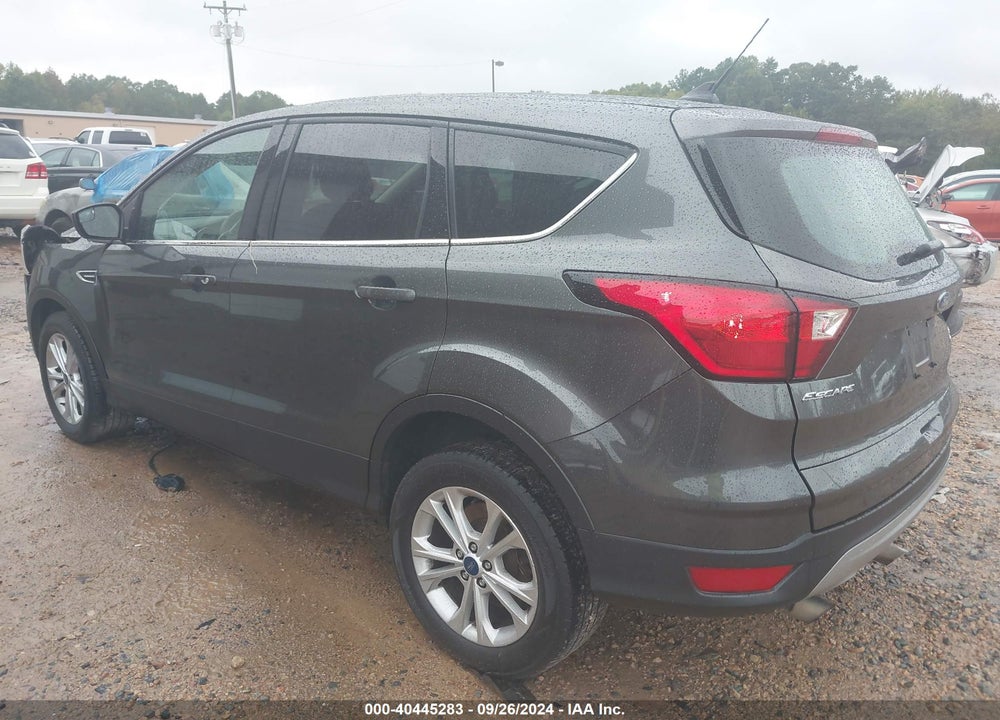 2019 FORD ESCAPE SE VIN: 1FMCU9GD7KUA73100