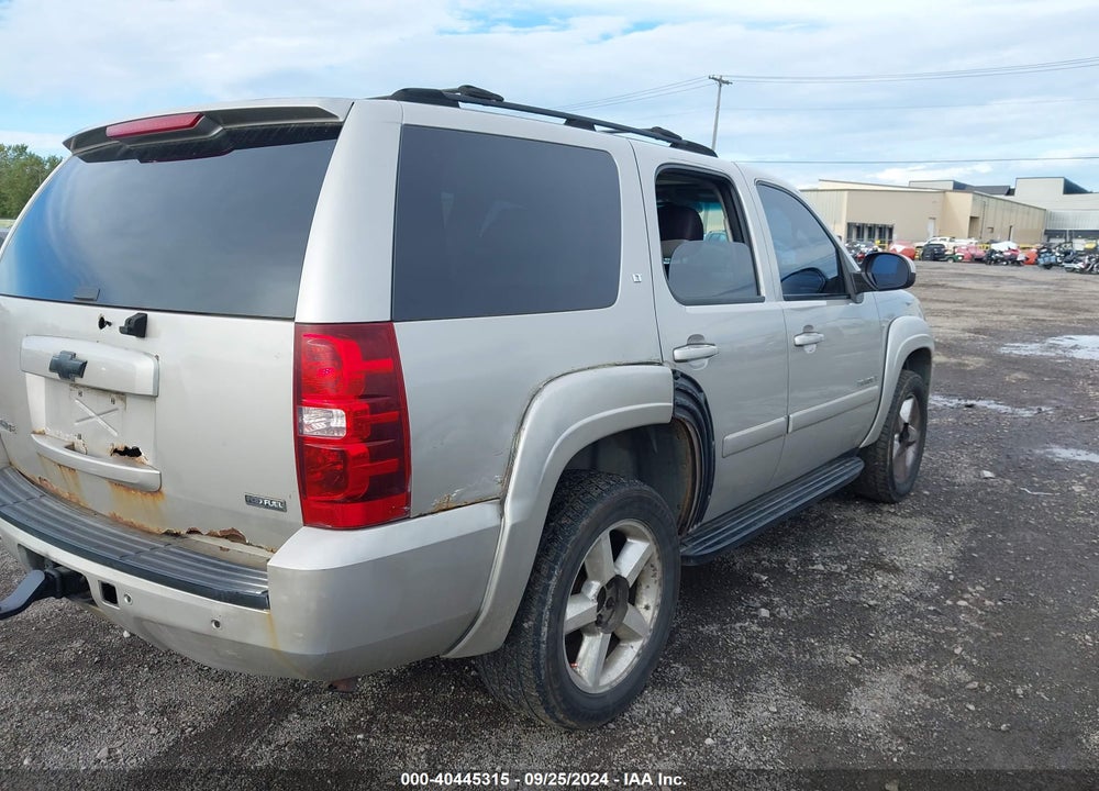 2007 CHEVROLET TAHOE LT VIN: 1GNFK13067R258574