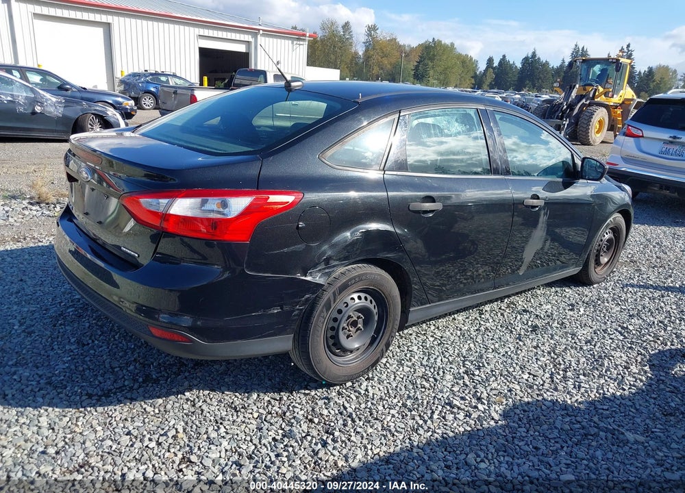 2014 FORD FOCUS S VIN: 1FADP3E21EL188404