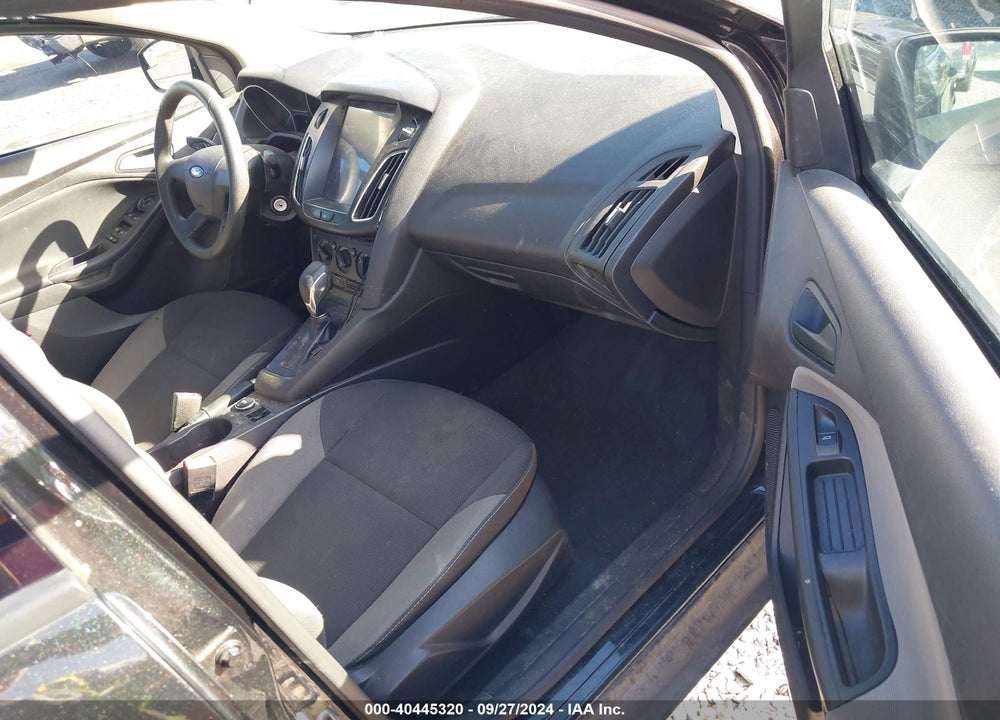 2014 FORD FOCUS S VIN: 1FADP3E21EL188404